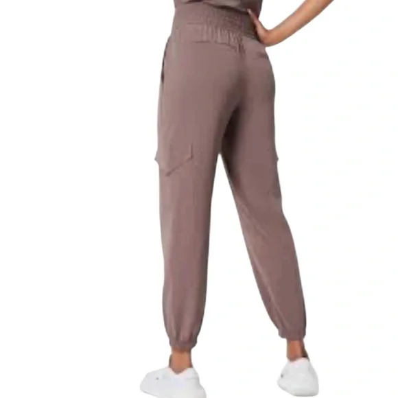 Spanx NWT out of office cargo joggers smoke M - Picture 2 of 10